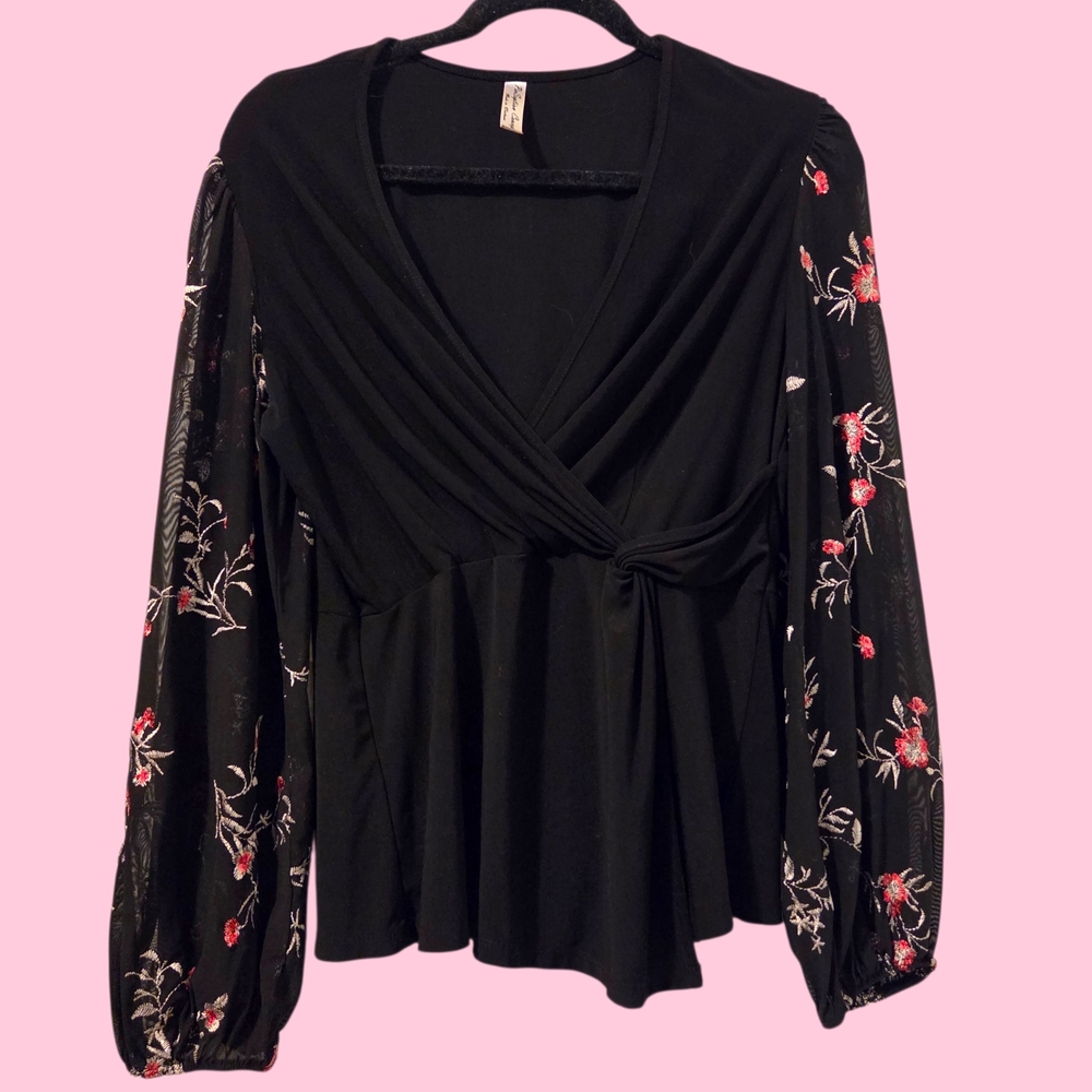 Chic Black Floral Embroidered Women's Blouse